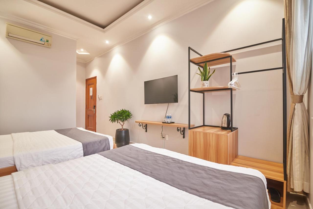 Bin Bin Hotel 2 - Near Him Lam D7 Bandar Ho Chi Minh Luaran gambar